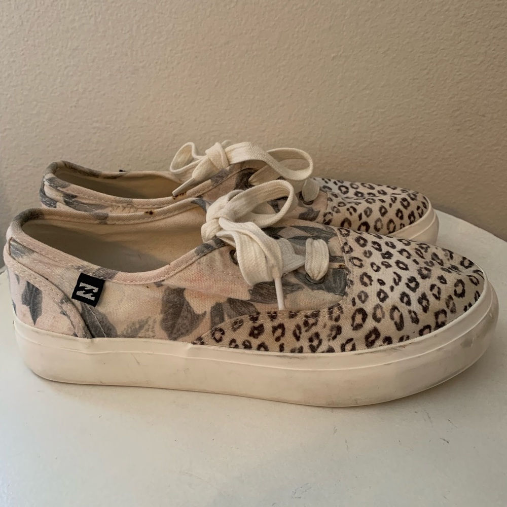 Sweet Summer Billabong women’s shoe size 8 Used